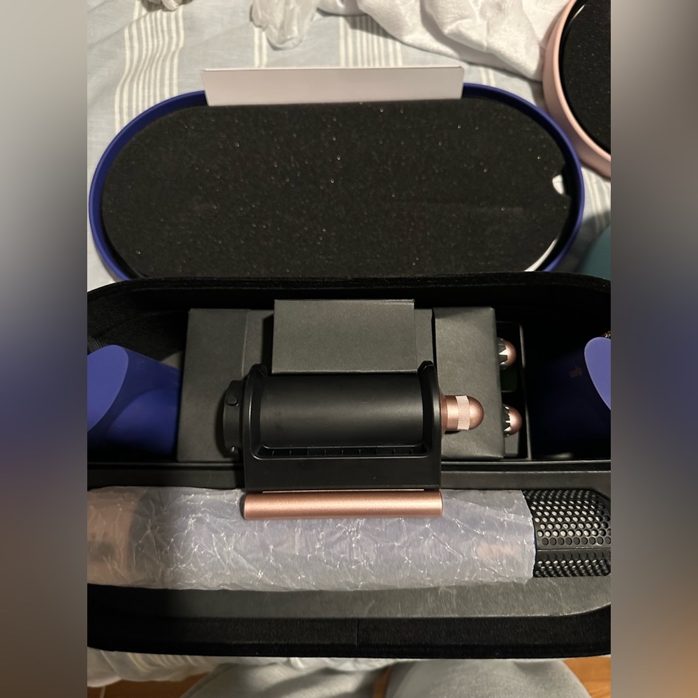 Dyson airwrap special edition blue